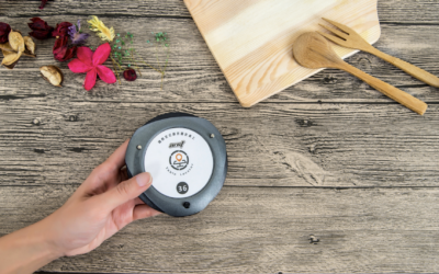 Tecnología al servicio del cliente: Llamadores para terraza y piscina que mejoran la experiencia sin hacer ruido